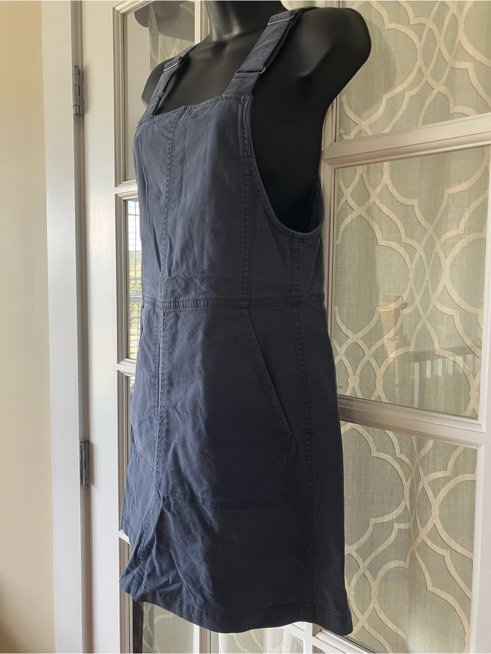 Toad & Co. size XS women’s dress-all overall apron type dress in a dark stone bl